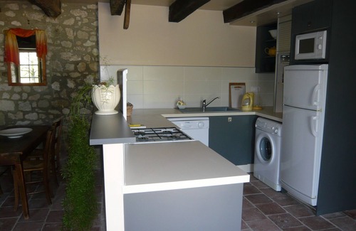 Boisse Cottage | Luxury gite for adult couples, peaceful, open views, large swimming pool