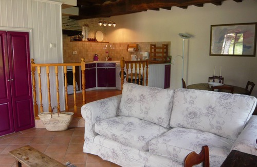 Boisse Cottage | Luxury gite for adult couples, peaceful, open views, large swimming pool