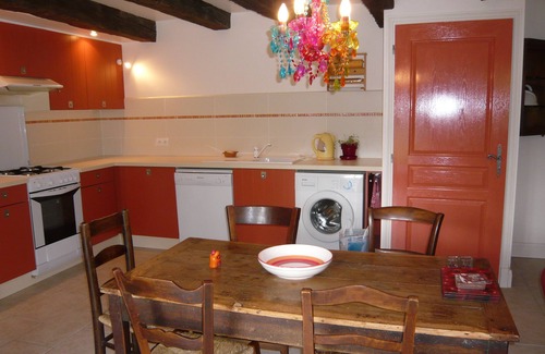 Boisse Cottage | luxury gite for couples, no children. Peace, great views, large pool and spa.