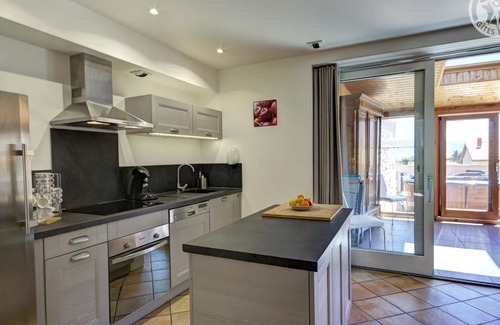Cellieu Cottage | Luxury Gite with Spa, Sauna, and Stunning Views in Scenic Village