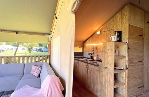 Hulshorst House | Luxury glamping at fun park on the Veluwe