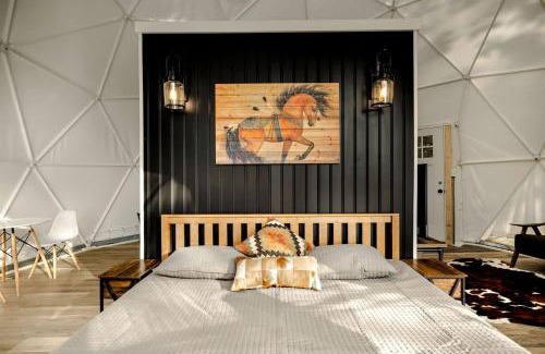Capon Bridge Other | Luxury Glamping Domes & Chalet with Hot Tubs and Mountain Views in Augusta, WV