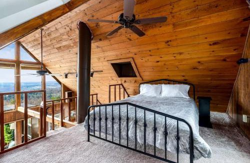 Capon Bridge Other | Luxury Glamping Domes & Chalet with Hot Tubs and Mountain Views in Augusta, WV