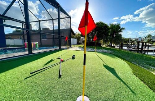 Yacht Club Villa | Luxury Gulf Access Private Pool Pet-Friendly Villa