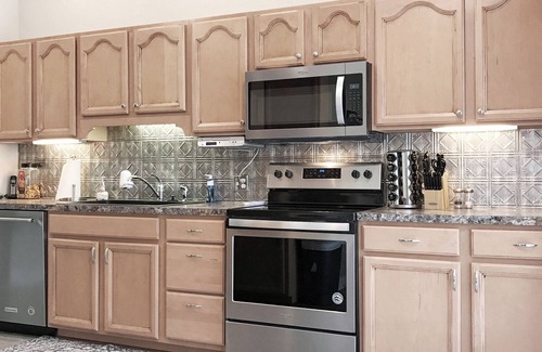 Shelbyville House | Luxury Gun Lake 4 Bed 2 Bath Home W/paddleboards/kayaks, Free Wi-fi