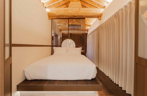 Cheongju Villa | Luxury Hanok Sangseon Heritage Hanok-G