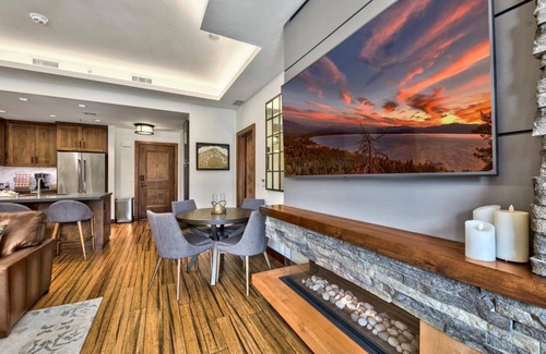 Lakeside Park Condo | Luxury Heavenly Condo, Games, Gondola Views from Patio, Beach Access, Pool and Hot Tub