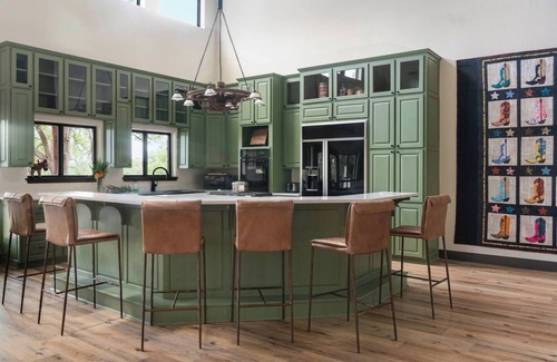 Wimberley House | Luxury Hill Country Vibes + Pool + Hot Tubs + Party Barn + Wildlife Watching | Sleeps 22