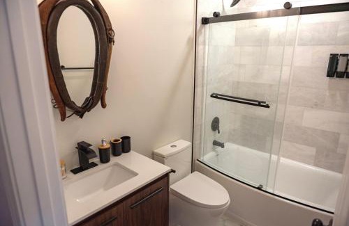 Cleveland Park House | Luxury Historic Carriage House