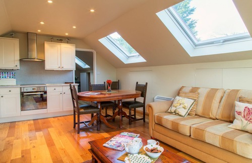 Upper Sapey Cottage | Luxury Holiday Apartment With Exclusive Heated Indoor Swimming Pool And Sauna