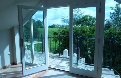 Upper Sapey Cottage | Luxury Holiday Apartment With Exclusive Heated Indoor Swimming Pool And Sauna
