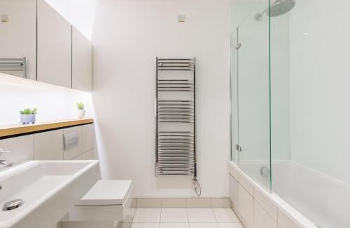 Bunhill Apartment | Luxury Holiday Let @ London City