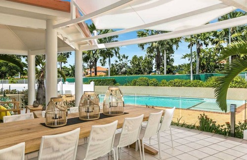 Kewarra Beach Villa | Luxury home at Paradise Resort, Kewarra Beach. Only minutes away from Palm Cove.