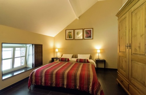 Gedinne House | Luxury home in Gedinne with bubble bath and sauna