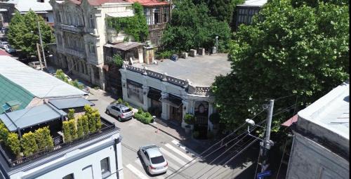 Chugureti Apartment | Luxury Home in Old Tbilisi with Terrace