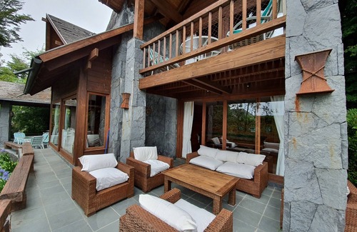 Villarrica House | Luxury home in the best condominium in the area