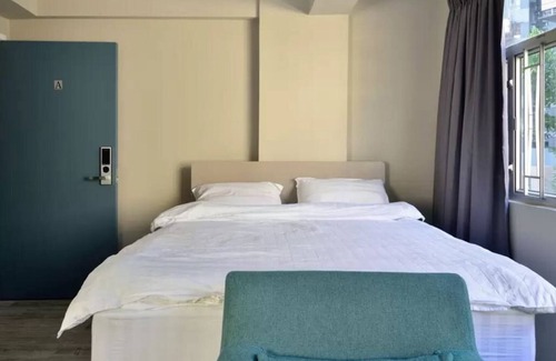 Sheung Wan Apartment | Luxury Home near to Hottest Spot in Town
