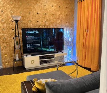 Linden Apartment | Luxury Home