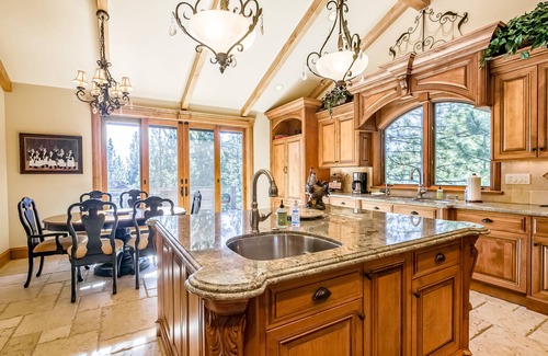 Round Hill Village House | Luxury home with fireplaces, AC, home office, & 2-car garage, sleeps 10