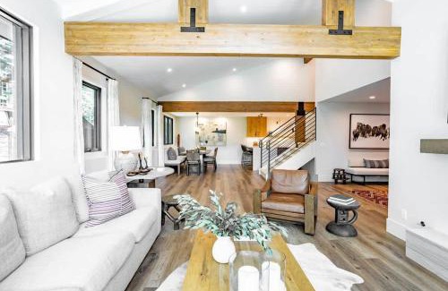 Vail House | Luxury Home with Vail Mountain View