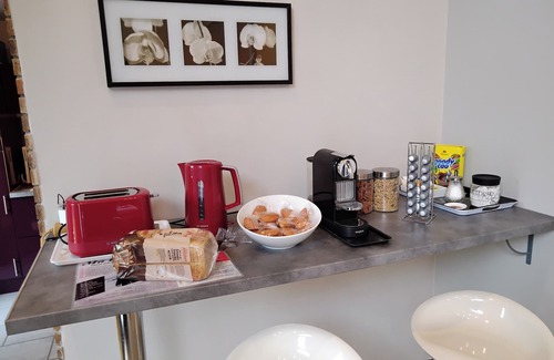 Noisiel House | Luxury house close to Disney & Paris wifi & breakfast free.
