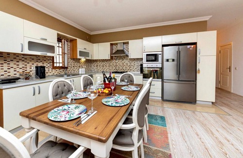 Dagbelen Villa | Luxury House with Shared Pool in Ortakentyahsi