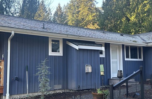 Woodinville Apartment | Luxury in the heart of the Woodinville Wine Valley.