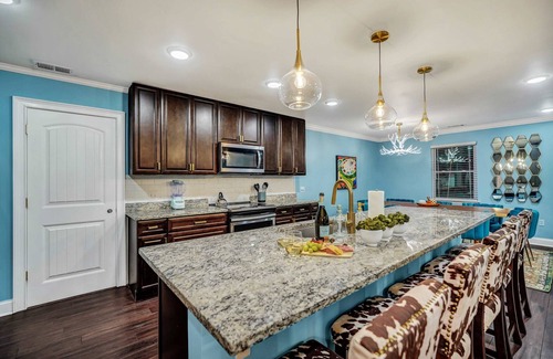 Talahi Island House | Luxury Island Home– Pool, King Bed, Near Downtown!