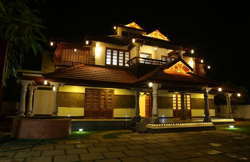 Alwaye House | Luxury kerala budget cheapest villa homestay with pool near kochi airport