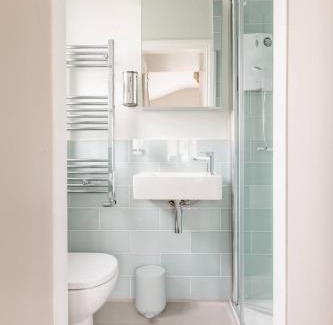 Larkhall House | Luxury King-bed Ensuite With Tranquil Garden Views