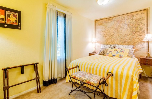 Carter Riverside House | Luxury KING bed & WHIRLPOOL FOR TWO.2nd room with queen bed