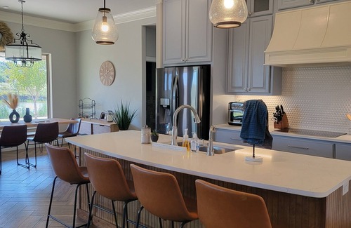 San Angelo House | Luxury lake front retreat! Family and pet friendly with fishing access!