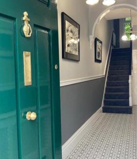 Enniskillen Villa | Luxury Lakeside Living Broadview 2 Georgian Town House