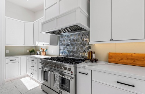 Flagstaff House | Luxury living in the pines! Spacious 7-bedroom house with INDOOR POOL