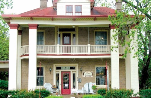Gonzales House | Luxury Lodging in the Heart of Historic Downtown Gonzales
