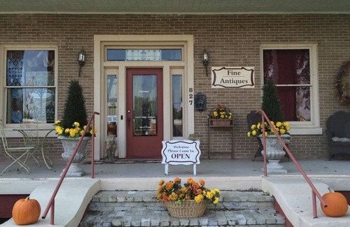 Gonzales House | Luxury Lodging in the Heart of Historic Downtown Gonzales