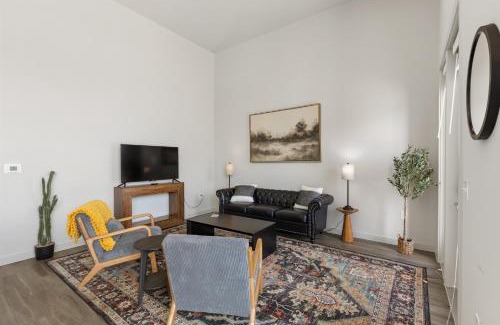 Windsor Park Apartment | Luxury Loft Style Apartment