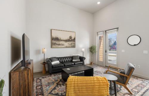 Windsor Park Apartment | Luxury Loft Style Apartment