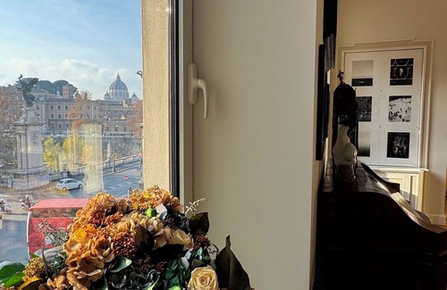Rione V Ponte Apartment | Luxury Mansion Castel SantAngelo