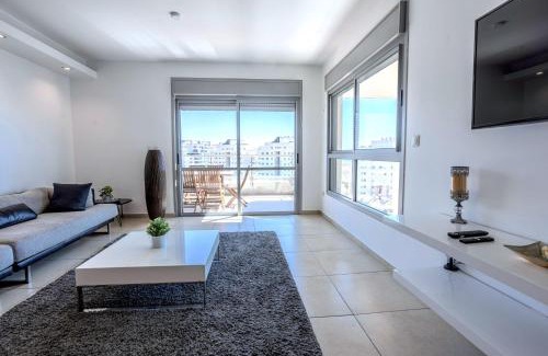 Ashdod Apartment | Luxury Marina 4BR apartment by Airsuite