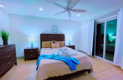 Neartown Apartment | Luxury Midtown Suite in Houston near TMC and NRG