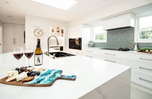 Mooloolaba House | Luxury Mooloolaba Retreat with Spa and Pool