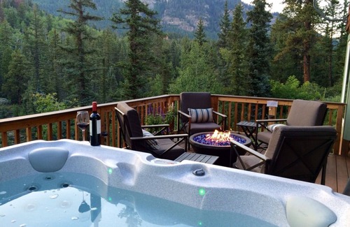 Columbine Lake Cabin | Luxury Mountain Cabin overlooking Cascade Creek 7th nite FREE