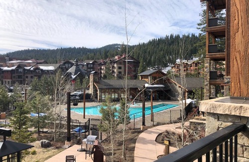 Truckee Condo | Luxury Northstar Lodge for New Years 500 feet away from the ski gondola!