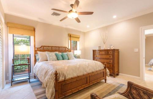 Wailua House Lots House | Luxury Oceanfront ground floor condo