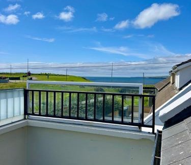 Lahinch House | Luxury Oceanside Getaway