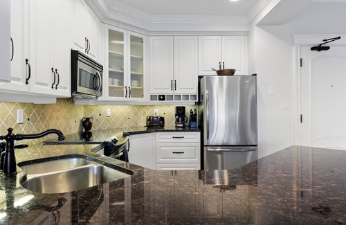 Regional District of Nanaimo Condo | Luxury Oceanview Villa in the Heart of Qualicum Beach | Walk to Beach | Golf