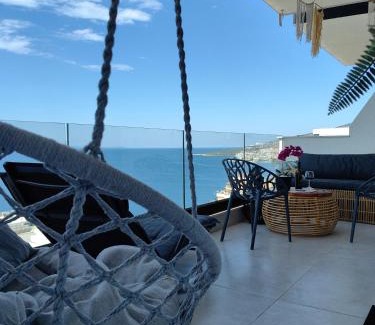 Qender Apartment | Luxury Panorama View with a Pool