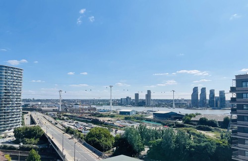 Canning Town South Apartment | Luxury Penthouse Duplex