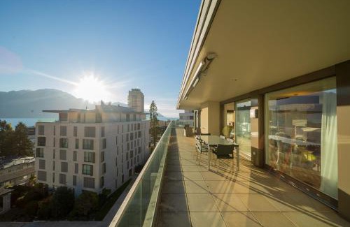 Montreux City Centre Apartment | Luxury Penthouse in Montreux City with Lake View by GuestLee
